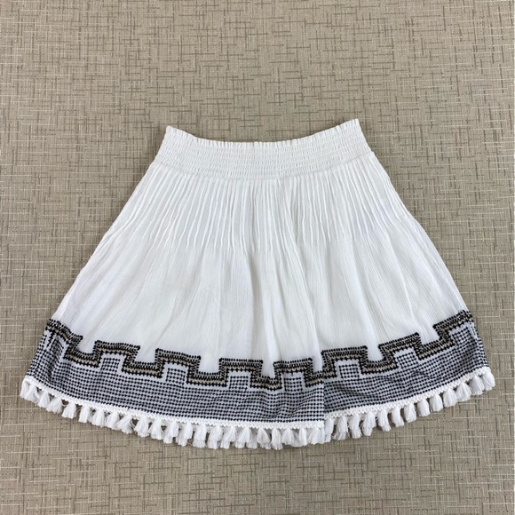 J. CREW Women’s White & Black Embroidered Gauzy BOHO Mini Skirt Sz XS - Picture 2 of 10